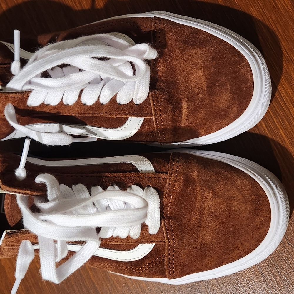 brown suede vans